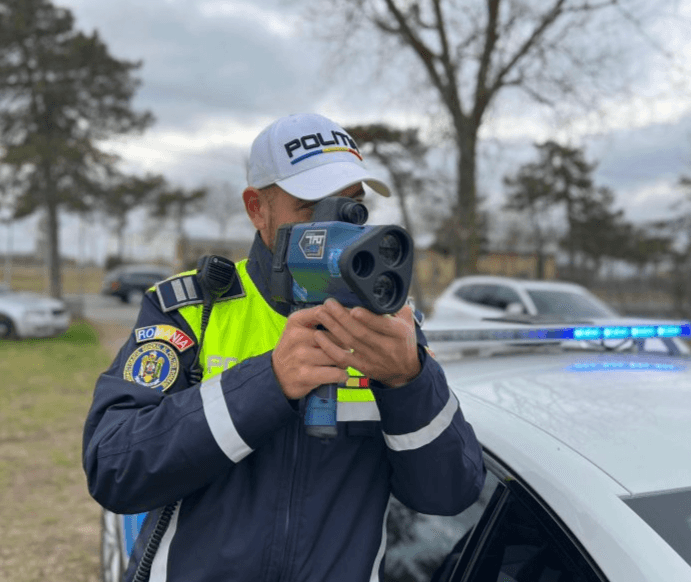 politisti constanteni in actiune